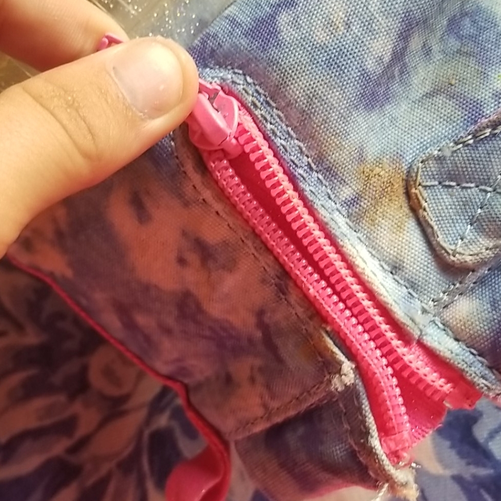 Shoes - Picture 4 of 6